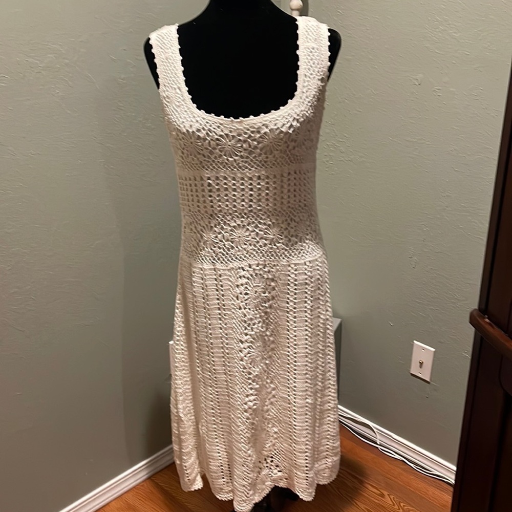 Beautiful Believe…. off white crocheted sleeveless shift dress Size 14